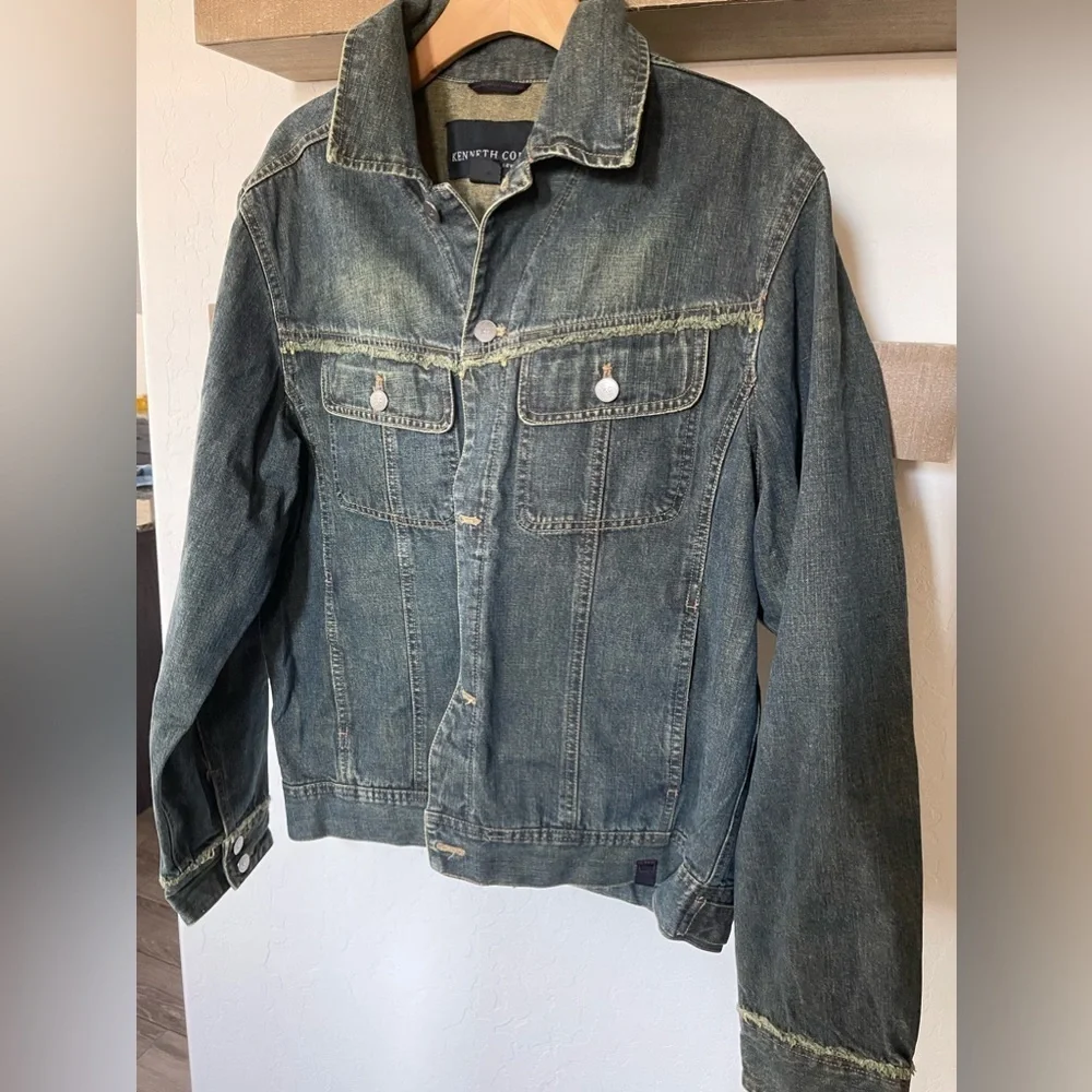 Kenneth Cole | Jean Jacket, Denim•••Frayed Detail, EXCELLENT—Medium - Picture 12 of 13